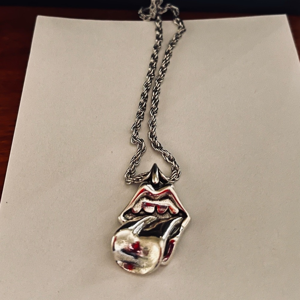 Rolling Stones CH Silver Lip Pendant Necklace